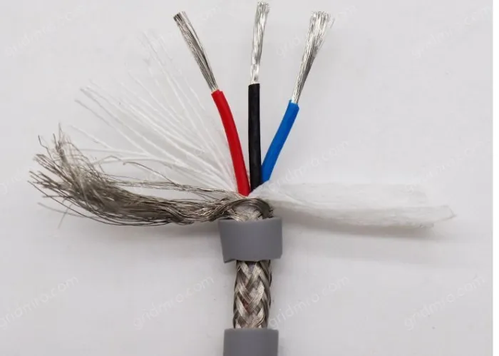 TRVVP Highly flexible 4 cores*0.15 square